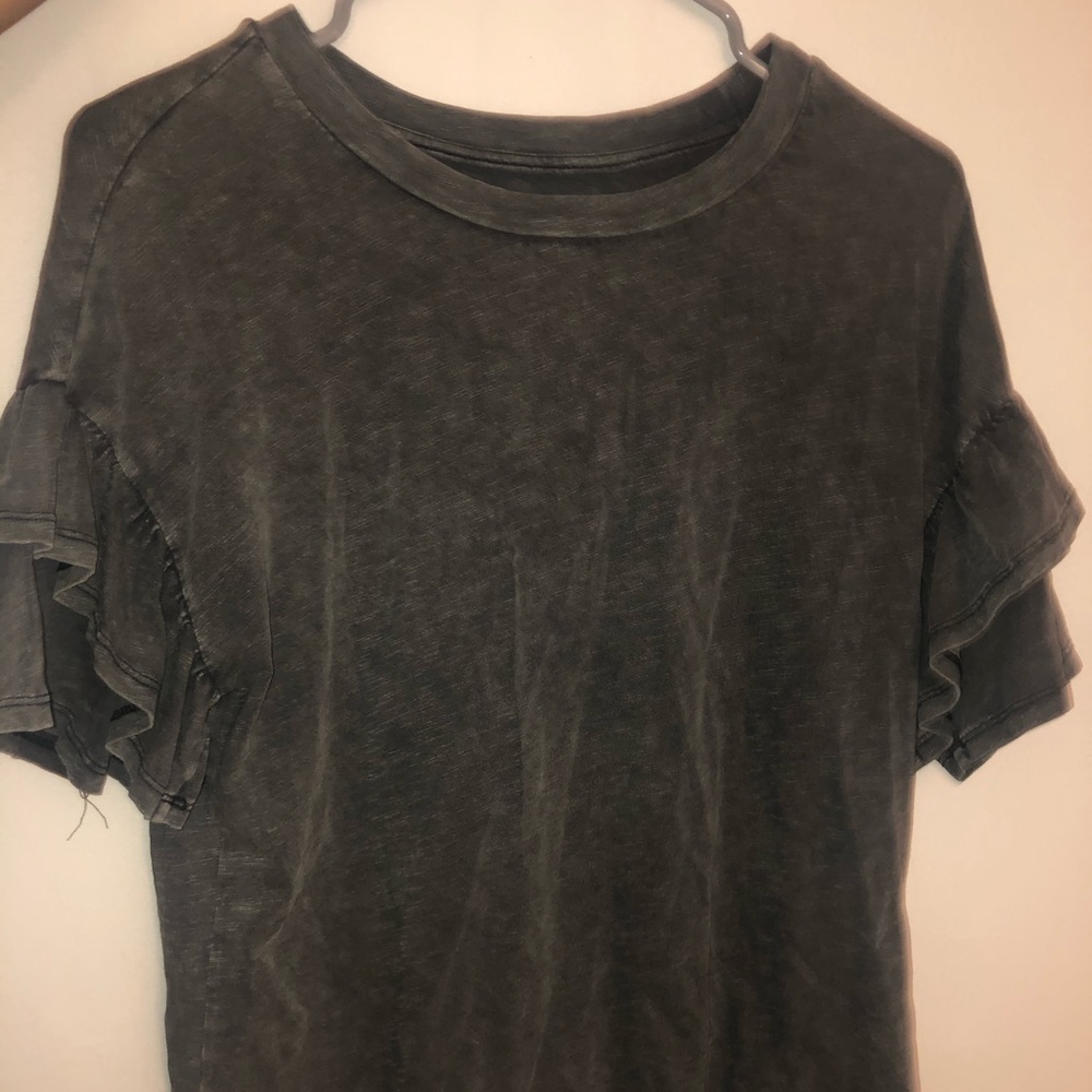gray top